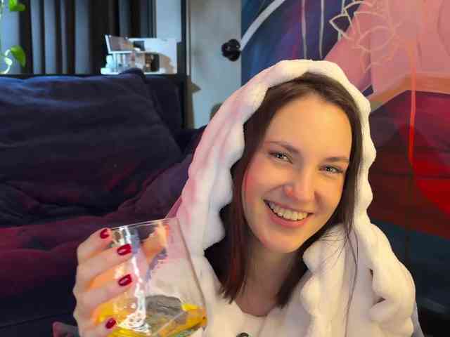 -Your-Michelle- webcam