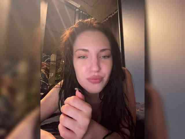 -Your-Michelle- webcam