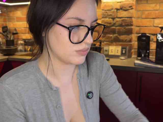 -Your-Michelle- webcam