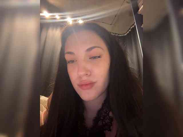 -Your-Michelle- webcam