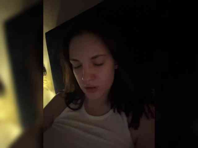 -Your-Michelle- webcam