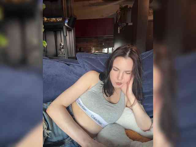 -Your-Michelle- webcam