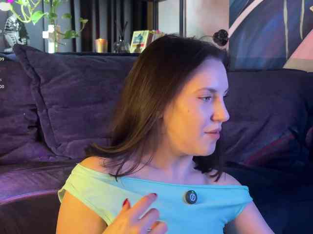 -Your-Michelle- webcam