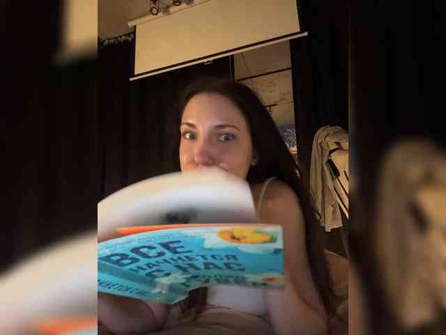 -Your-Michelle- webcam