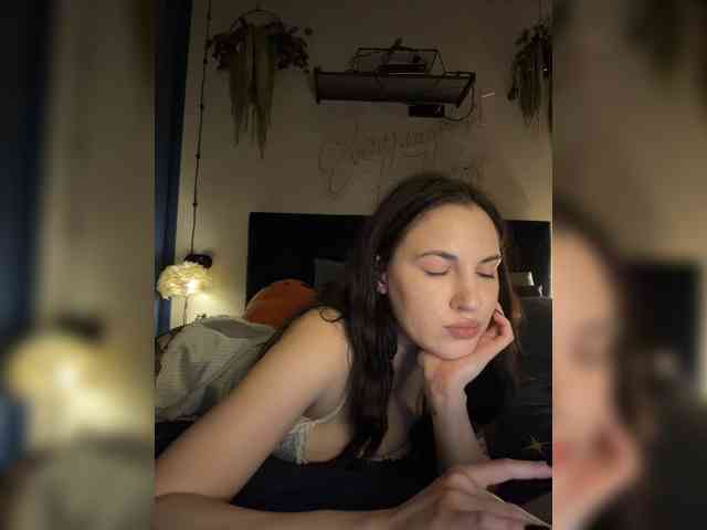 -Your-Michelle- webcam