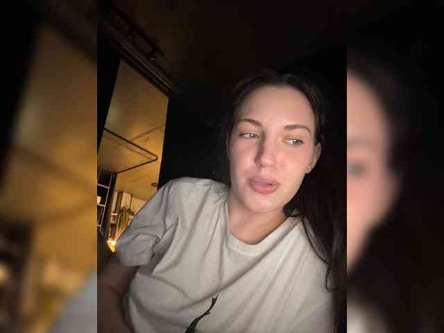 -Your-Michelle- webcam
