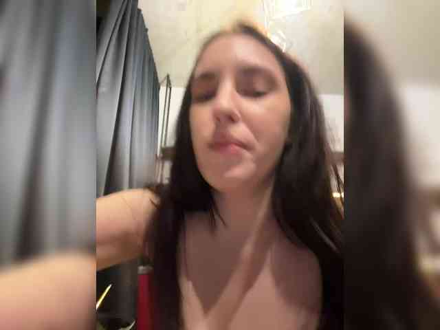 -Your-Michelle- webcam