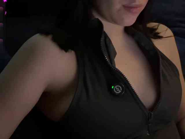 -Your-Michelle- webcam