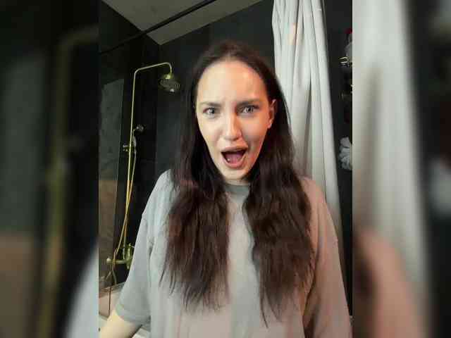 -Your-Michelle- webcam