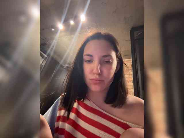 -Your-Michelle- webcam