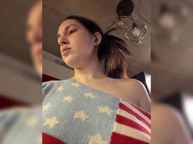 -Your-Michelle- webcam