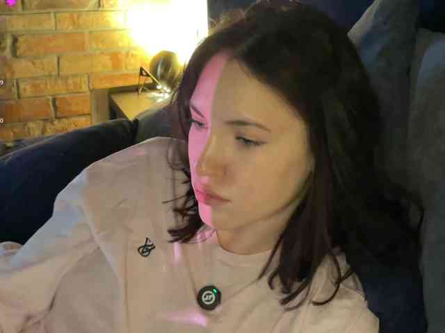 -Your-Michelle- webcam