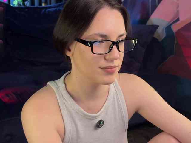 -Your-Michelle- webcam