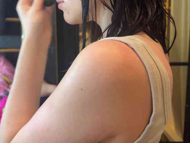 -Your-Michelle- webcam