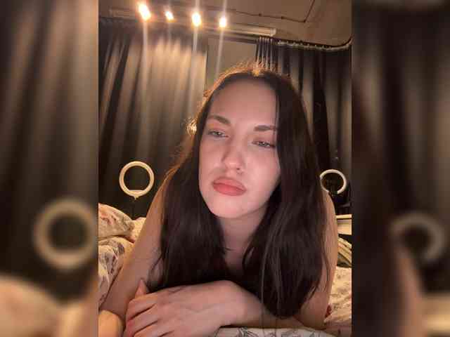 -Your-Michelle- webcam