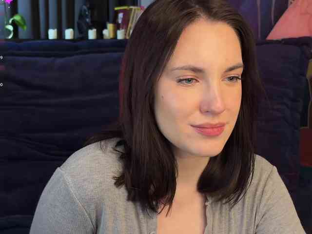 -Your-Michelle- webcam