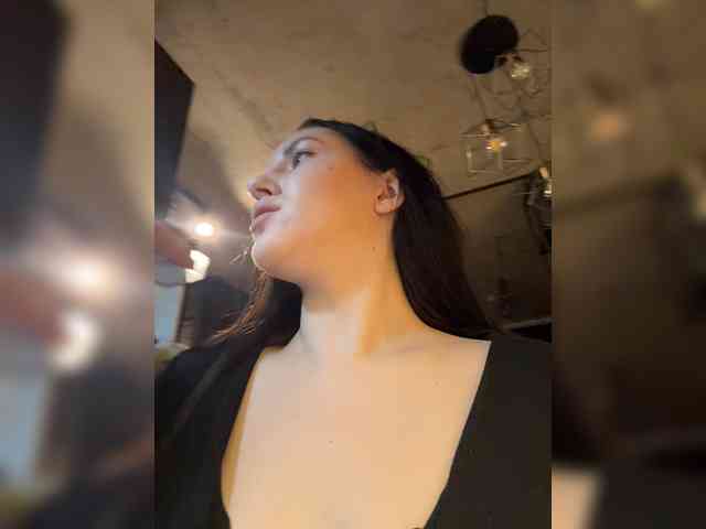 -Your-Michelle- webcam