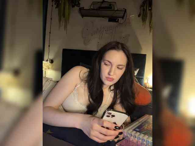 -Your-Michelle- webcam
