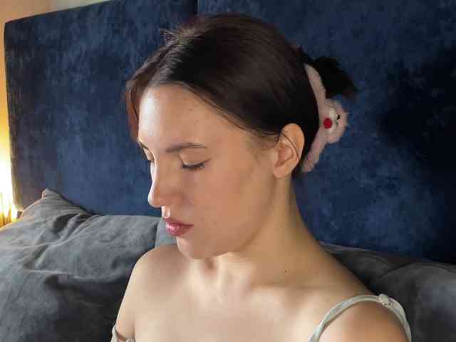 -Your-Michelle- Sex Cam Show