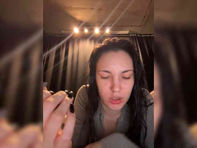 -Your-Michelle- webcam