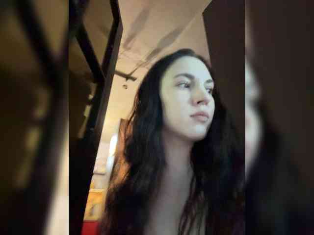 -Your-Michelle- webcam