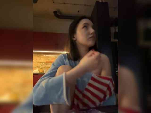 -Your-Michelle- webcam