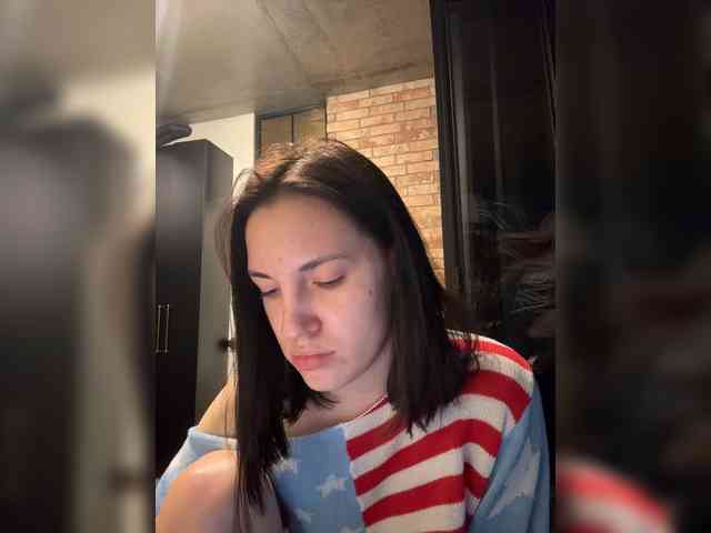 -Your-Michelle- webcam