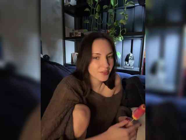 -Your-Michelle- webcam