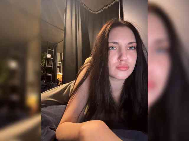 -Your-Michelle- webcam
