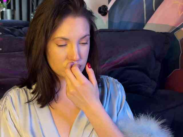 -Your-Michelle- webcam