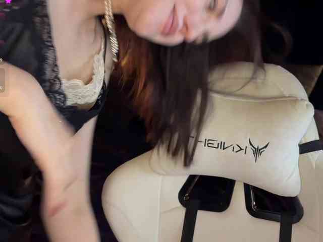 -Your-Michelle- webcam