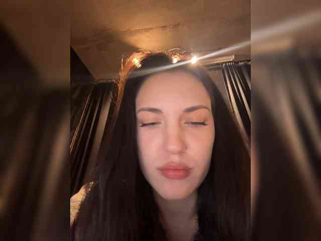 -Your-Michelle- webcam