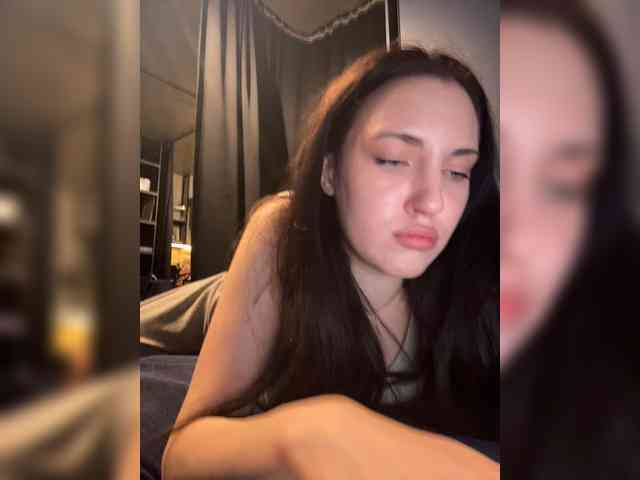 -Your-Michelle- webcam