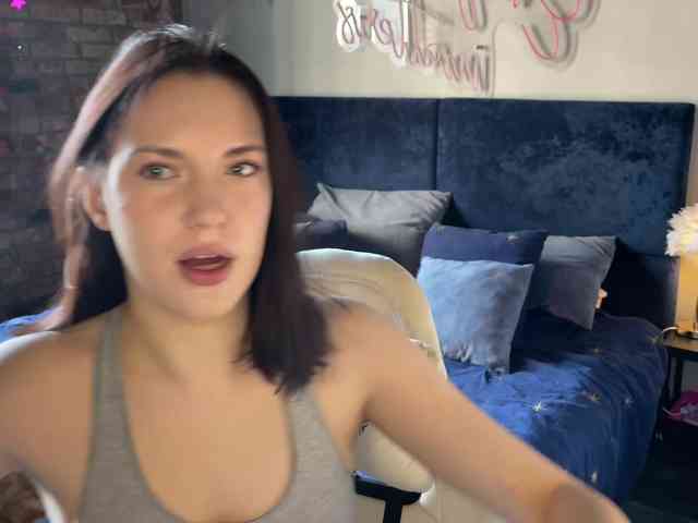 -Your-Michelle- webcam