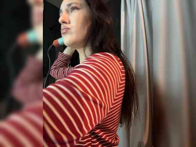 -Your-Michelle- webcam