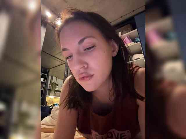 -Your-Michelle- webcam