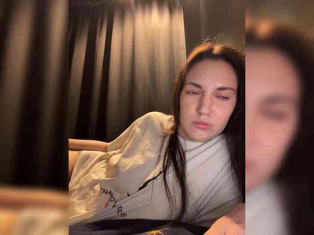 -Your-Michelle- webcam