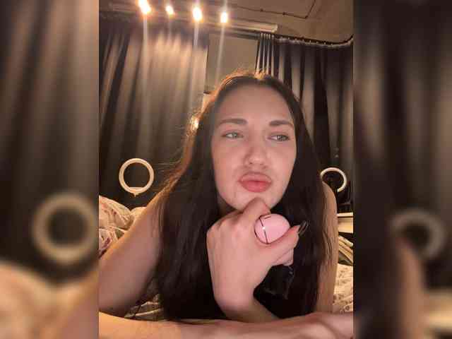 -Your-Michelle- webcam