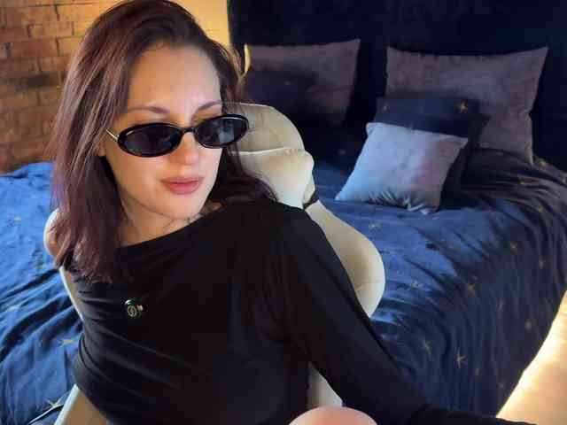 -Your-Michelle- webcam