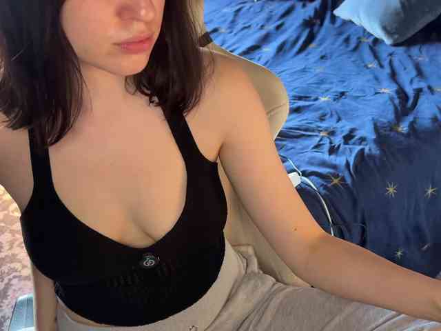-Your-Michelle- webcam