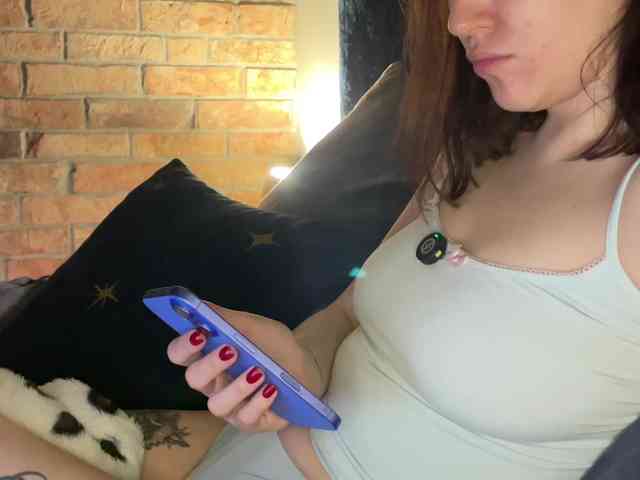 -Your-Michelle- webcam