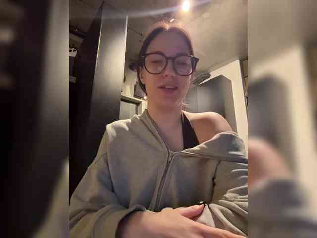 -Your-Michelle- webcam