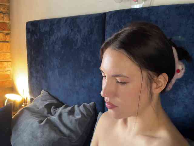 -Your-Michelle- webcam