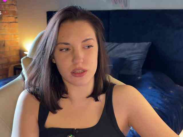 -Your-Michelle- webcam