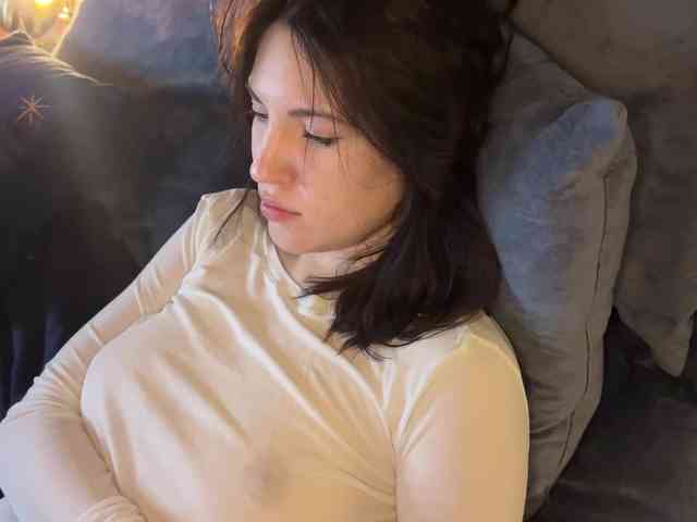 -Your-Michelle- webcam