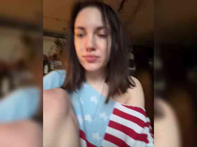 -Your-Michelle- webcam