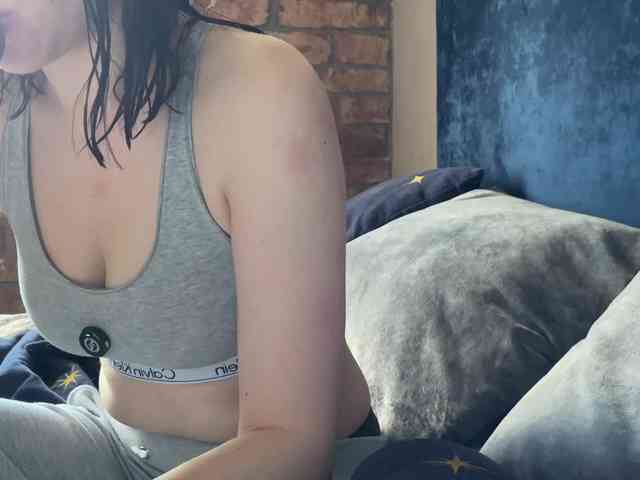 -Your-Michelle- webcam