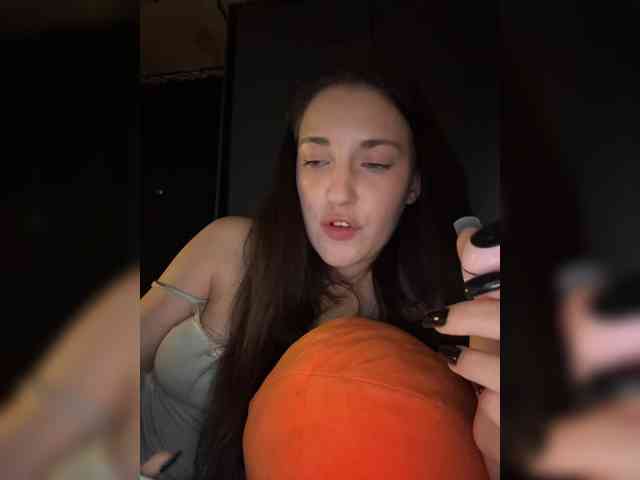 -Your-Michelle- webcam