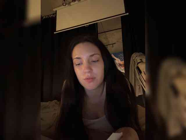 -Your-Michelle- webcam
