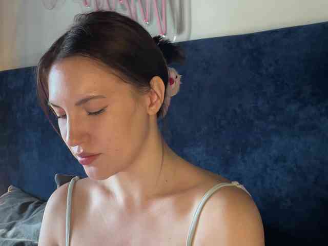 -Your-Michelle- webcam